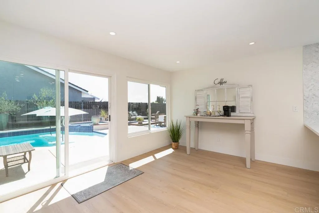 https://cdn.realtyfeed.com/cdn/127/306722245/60dd035c439688845f404790766a1f9d.webp