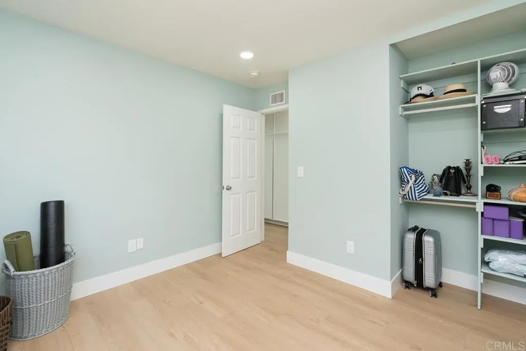 https://cdn.realtyfeed.com/cdn/127/306722245/bd89472a6b331b23bb285b262dff2d52.webp