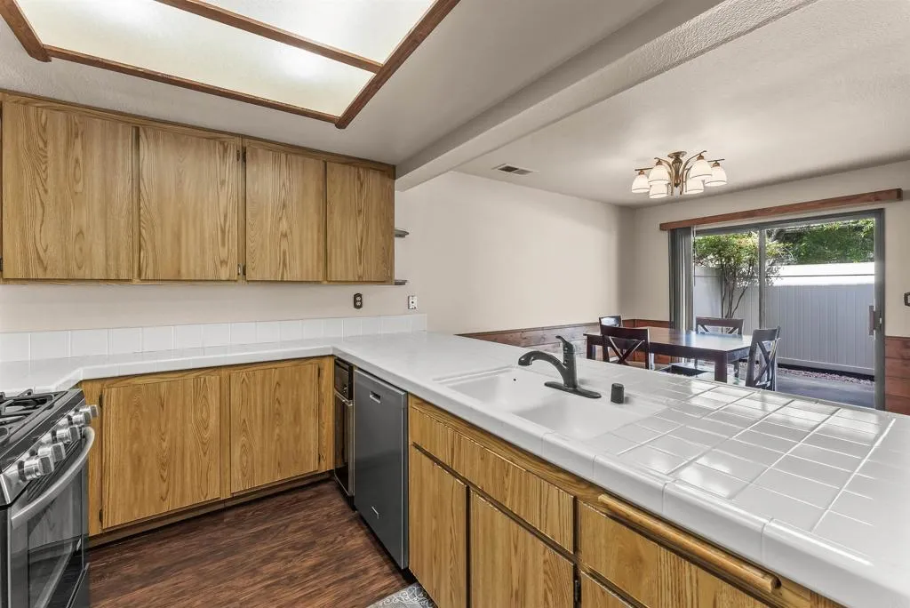 https://cdn.realtyfeed.com/cdn/127/306722254/418be4dfe45d10e63ad15dc860a8346d.webp