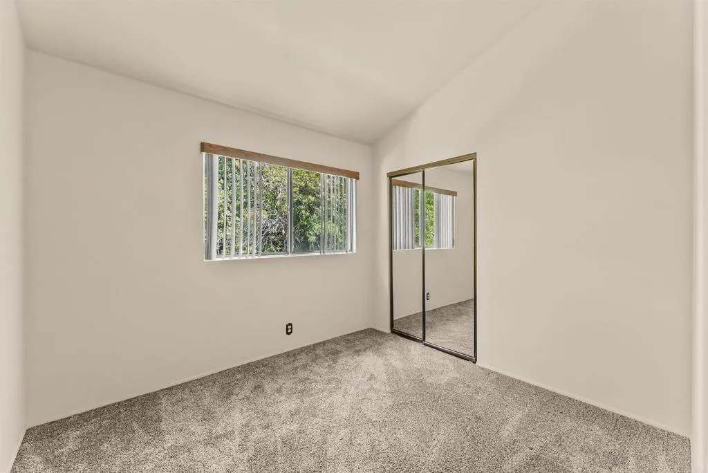 https://cdn.realtyfeed.com/cdn/127/306722254/f50af9a3943305a8ddc28099201cf07c.webp