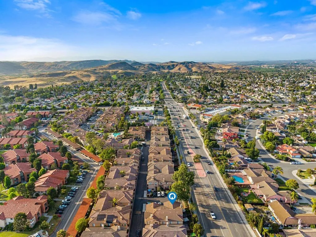 https://cdn.realtyfeed.com/cdn/127/306722264/035200fdb623fe0fb438bca478016252.webp