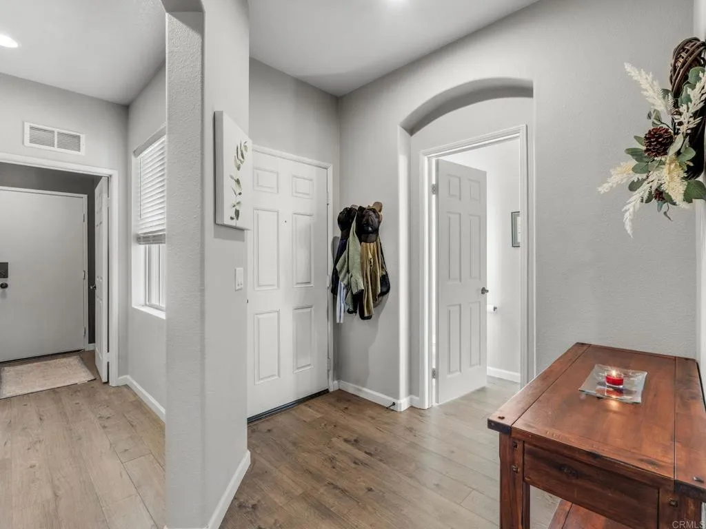 https://cdn.realtyfeed.com/cdn/127/306722264/0dd0f75c6fd20d579c8e86954f810c5d.webp