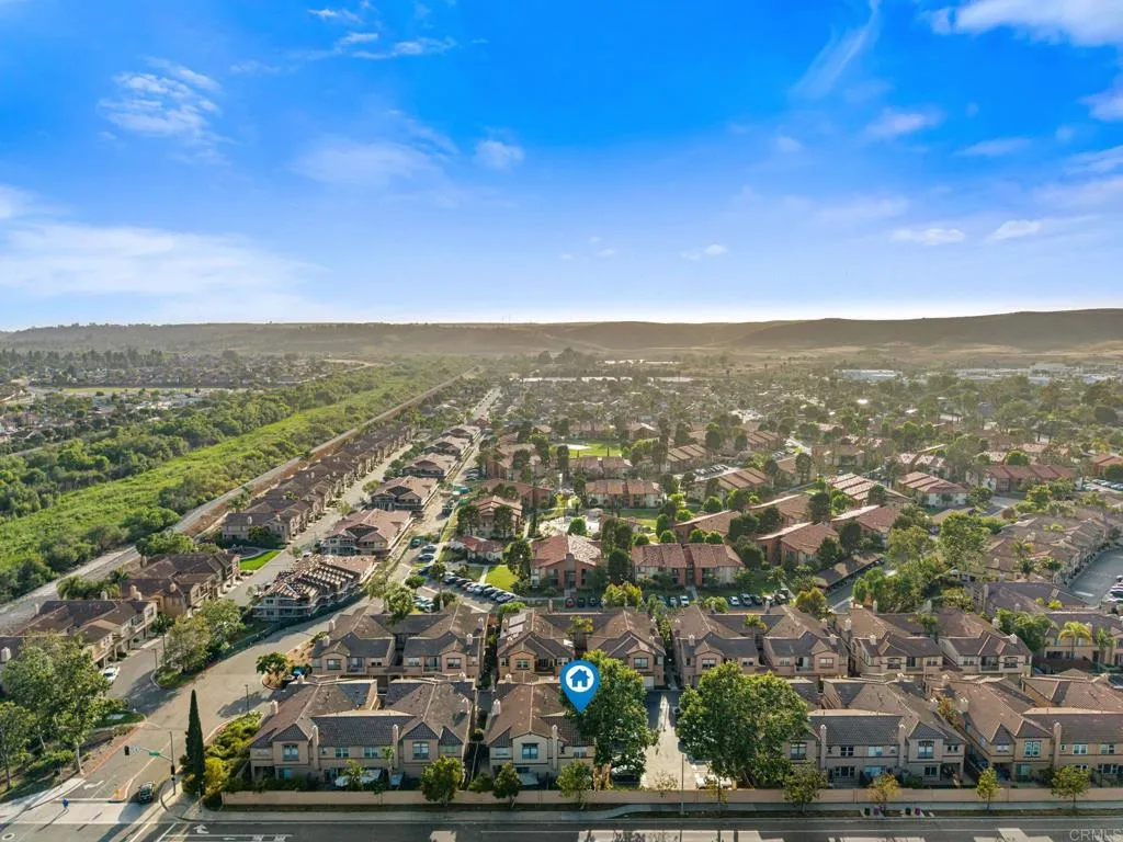 https://cdn.realtyfeed.com/cdn/127/306722264/1e056e258fc6d9e115a82b3a35bd1fff.webp