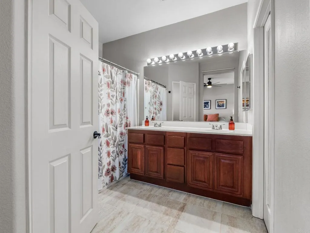 https://cdn.realtyfeed.com/cdn/127/306722264/9a7054400df48f09d71c7366d48bbbdf.webp