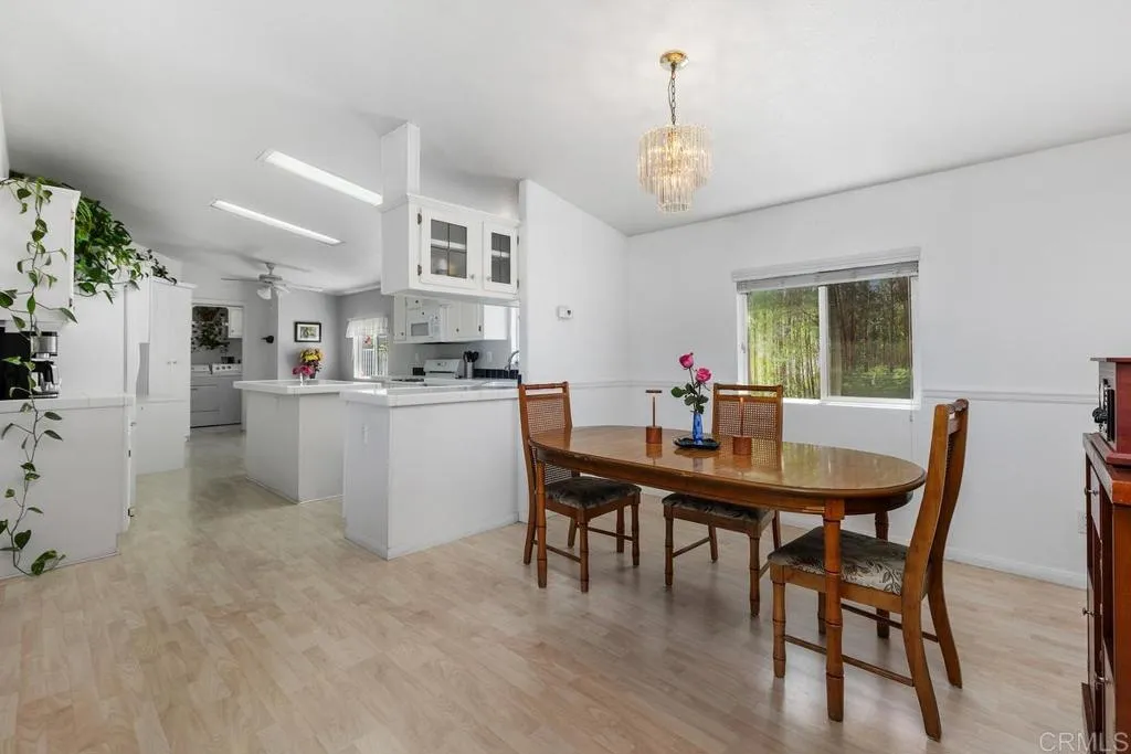 https://cdn.realtyfeed.com/cdn/127/306722278/08f4dd274bb6f8e742f239ac5728a8bf.webp