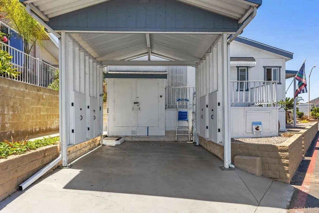 https://cdn.realtyfeed.com/cdn/127/306722278/27faf1bac9ef829304d000807f53b0e7.webp