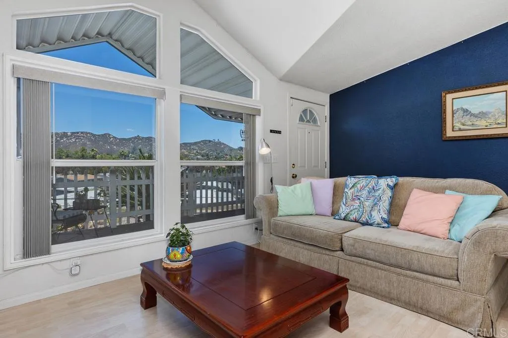https://cdn.realtyfeed.com/cdn/127/306722278/b8e48bfdf24065dddcc55d3d9d611081.webp