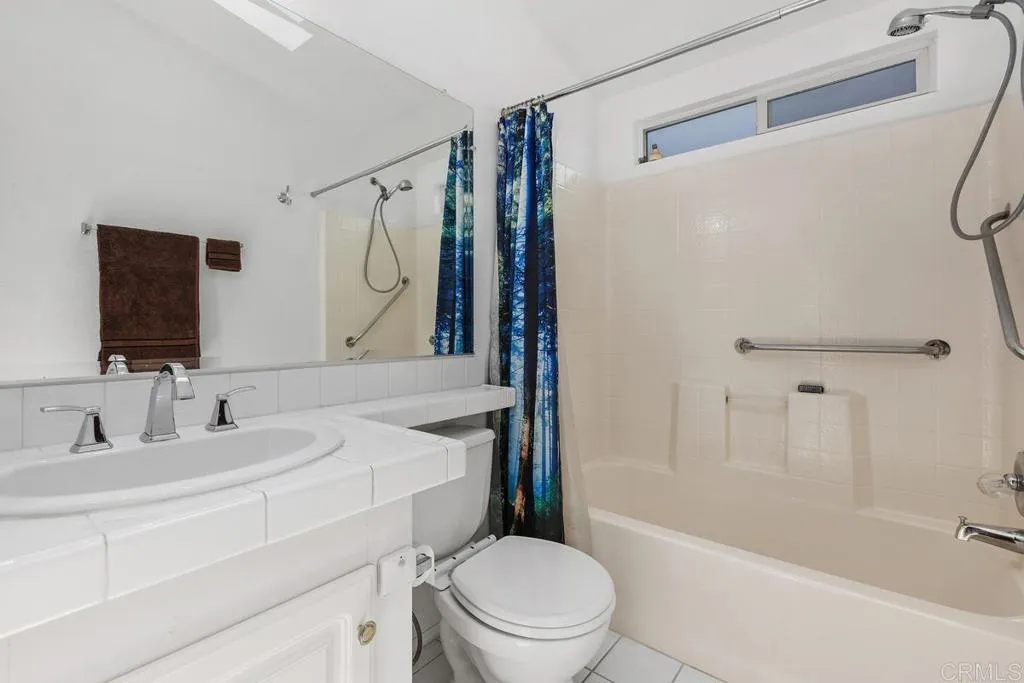 https://cdn.realtyfeed.com/cdn/127/306722278/e0f9d7d1c869511b907610328cf9d9d9.webp