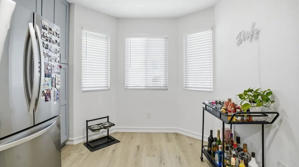 https://cdn.realtyfeed.com/cdn/127/306722331/06cca4886b2d6b21165ed96ddeee4608.webp