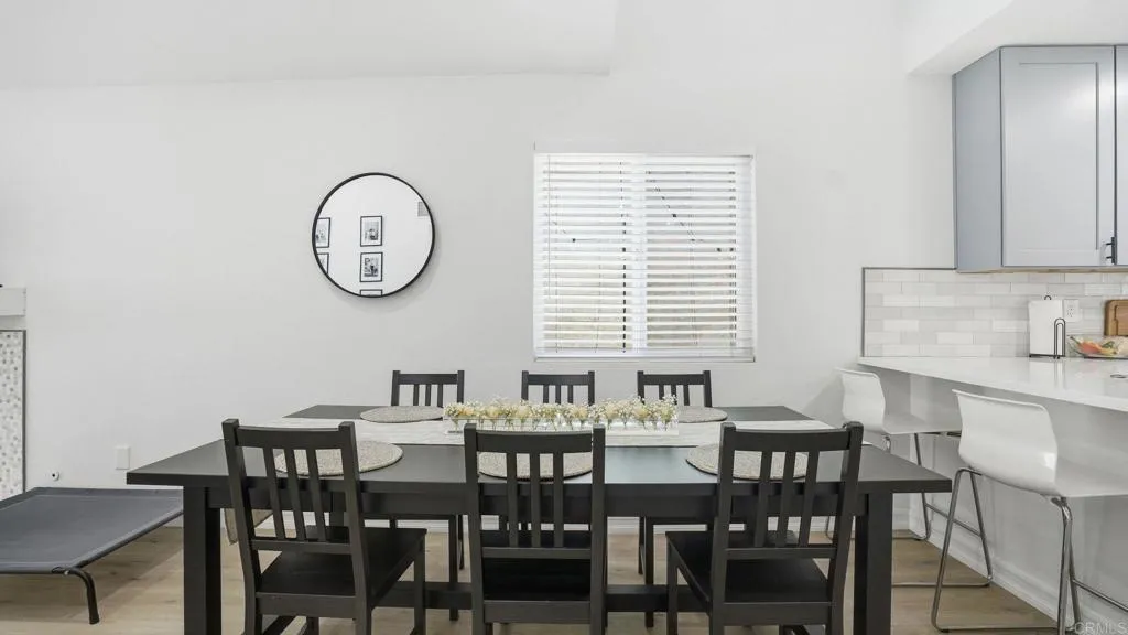 https://cdn.realtyfeed.com/cdn/127/306722331/302058a46e4f689d4fe67f936cae0add.webp