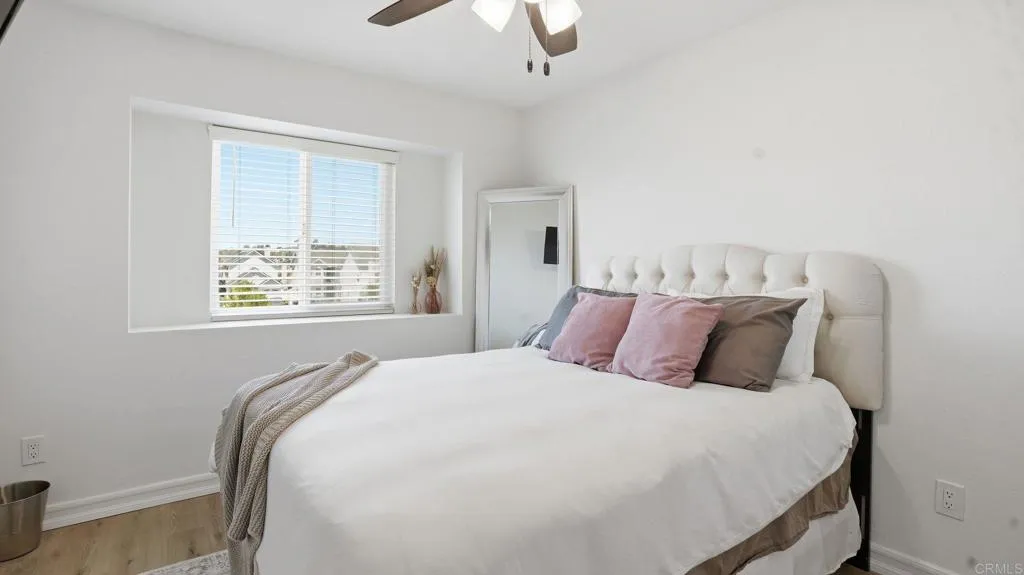 https://cdn.realtyfeed.com/cdn/127/306722331/38ca8dec19365bbf12f5e61814c45006.webp