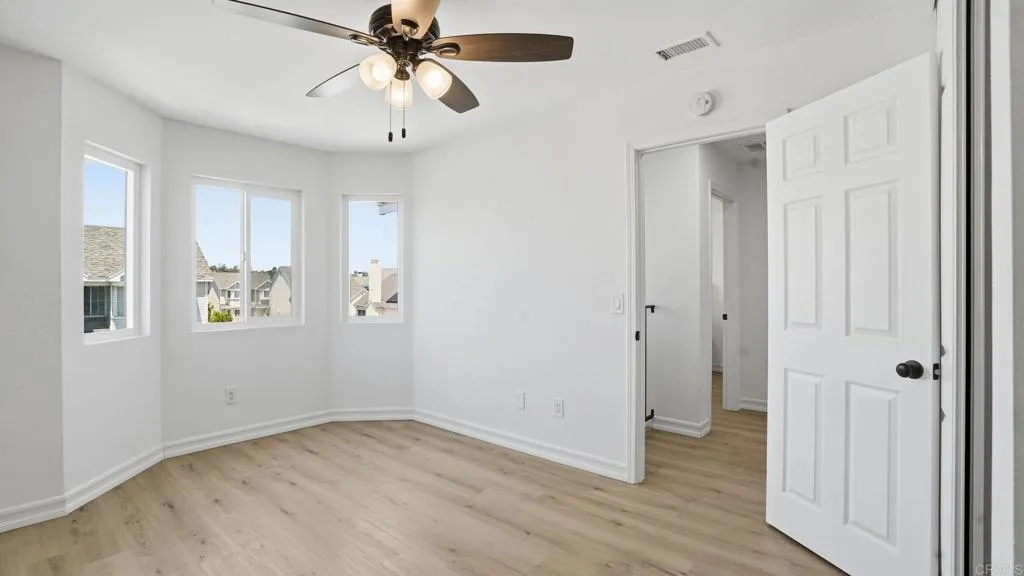 https://cdn.realtyfeed.com/cdn/127/306722331/4fc912355b3166e6117fe7c1cbf3a192.webp