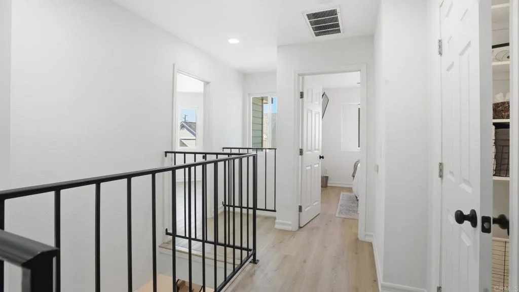 https://cdn.realtyfeed.com/cdn/127/306722331/b0d488a72bdbb65b6179f3a7ba7e03e3.webp
