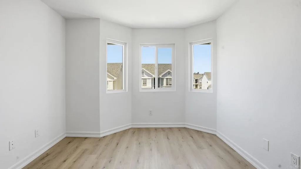 https://cdn.realtyfeed.com/cdn/127/306722331/bbeabfbe39693ff0627a13d86b9d76b2.webp