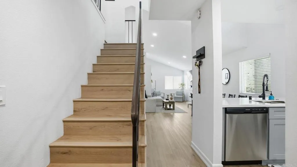 https://cdn.realtyfeed.com/cdn/127/306722331/dd64c8ddec111a99b0e289ce1b7e9eca.webp