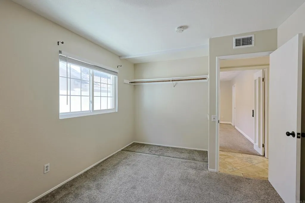 https://cdn.realtyfeed.com/cdn/127/306722352/8e283a39755f58c7f5ad5d97edeab1f4.webp