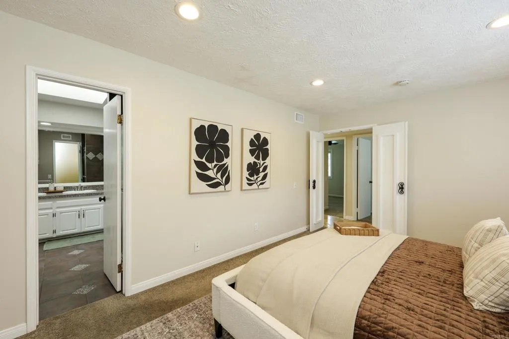 https://cdn.realtyfeed.com/cdn/127/306722352/96bc4b28622a54258882f7c277520027.webp