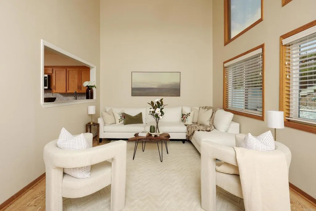 https://cdn.realtyfeed.com/cdn/127/306722352/9bba6505ce034a1035131b5b10b8a046.webp