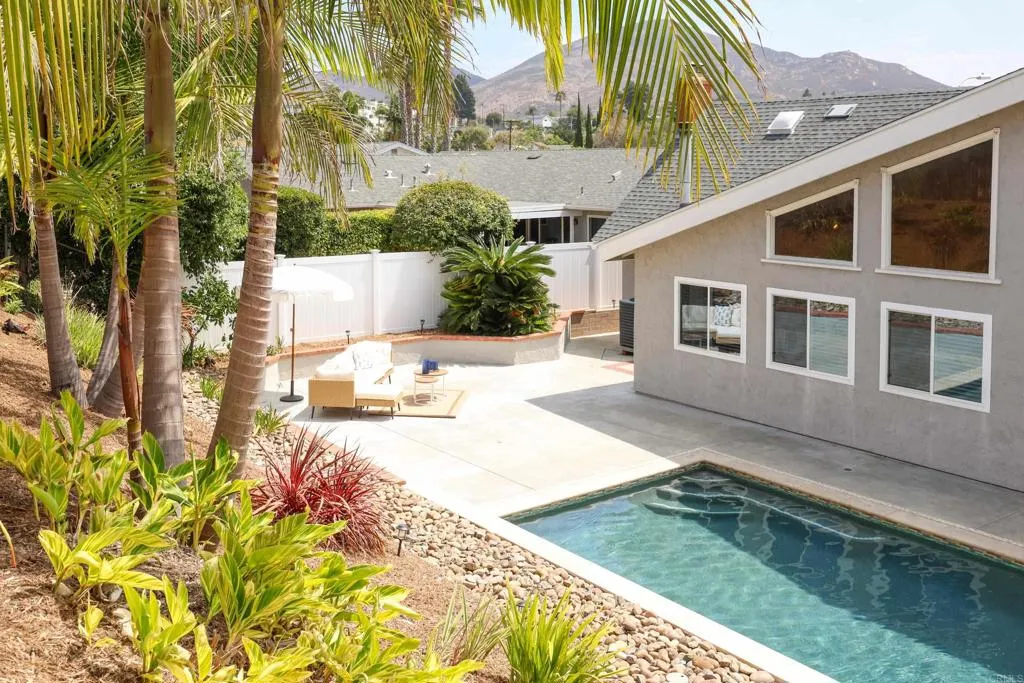 https://cdn.realtyfeed.com/cdn/127/306722352/ef551ddb2af2262144bd9f9b35106117.webp