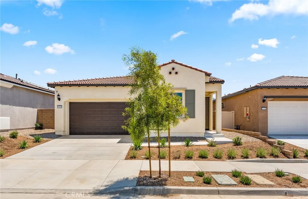Corona, CA 92883