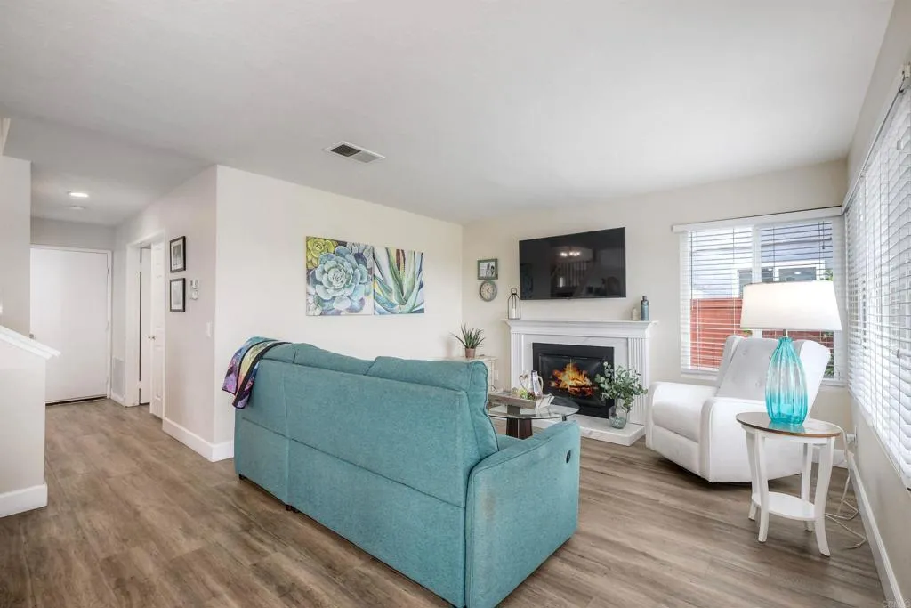 https://cdn.realtyfeed.com/cdn/127/306722382/20cc50b78c3e2abc811c83b28b085d9c.webp