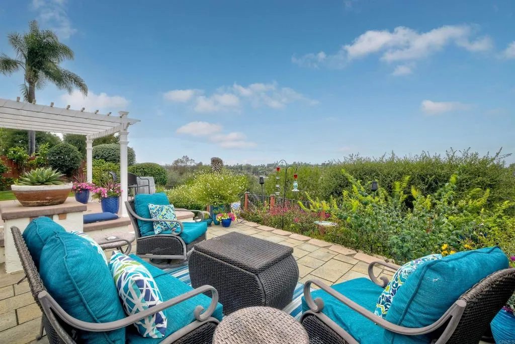 https://cdn.realtyfeed.com/cdn/127/306722382/7d13feca9616a2725865123725d412c9.webp