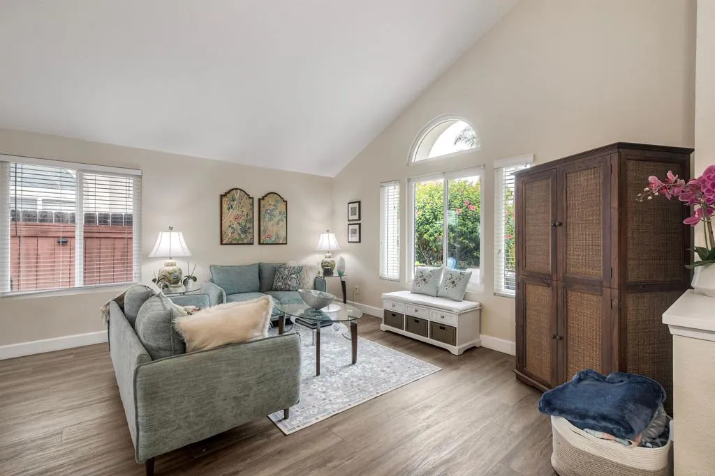 https://cdn.realtyfeed.com/cdn/127/306722382/ad81f697fd1431c0630f61ea387a7ed8.webp