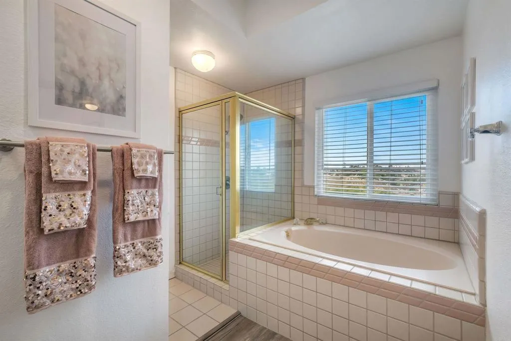 https://cdn.realtyfeed.com/cdn/127/306722382/c777f84f05c1b103fc7c625f322365c3.webp