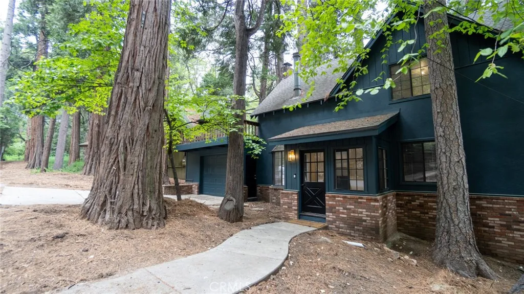27820 Rainbow Drive, Lake Arrowhead, CA 92352 - Photo 3 of 52, Lake Arrowhead, CA