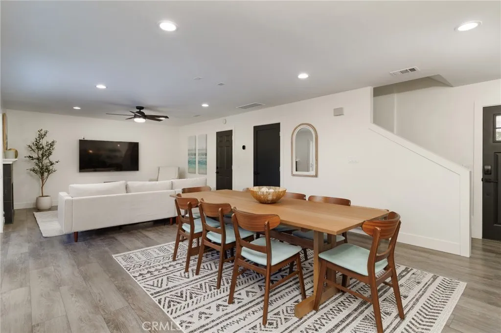 https://cdn.realtyfeed.com/cdn/127/306722429/53b74d05d87081908f76a44df1c72bd4.webp