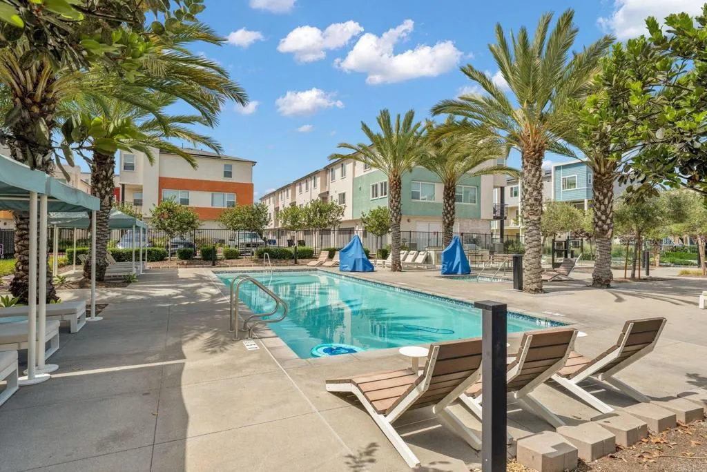 https://cdn.realtyfeed.com/cdn/127/306722486/2d8b1d27f07bc673d794b39ebd06e31f.webp
