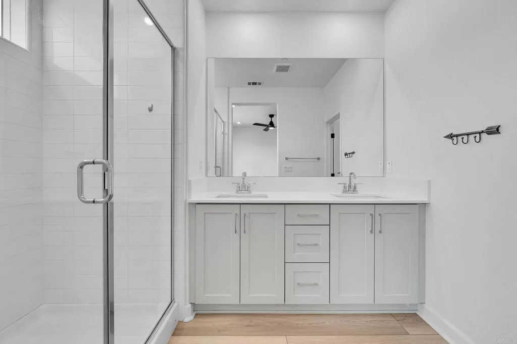 https://cdn.realtyfeed.com/cdn/127/306722486/3ba3b1bec433b70c2eb1330630a288bd.webp