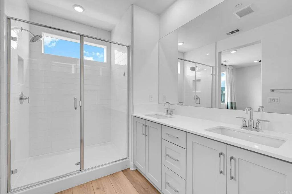 https://cdn.realtyfeed.com/cdn/127/306722486/6ddb349eedfaab4035bc07c299a5cfb9.webp