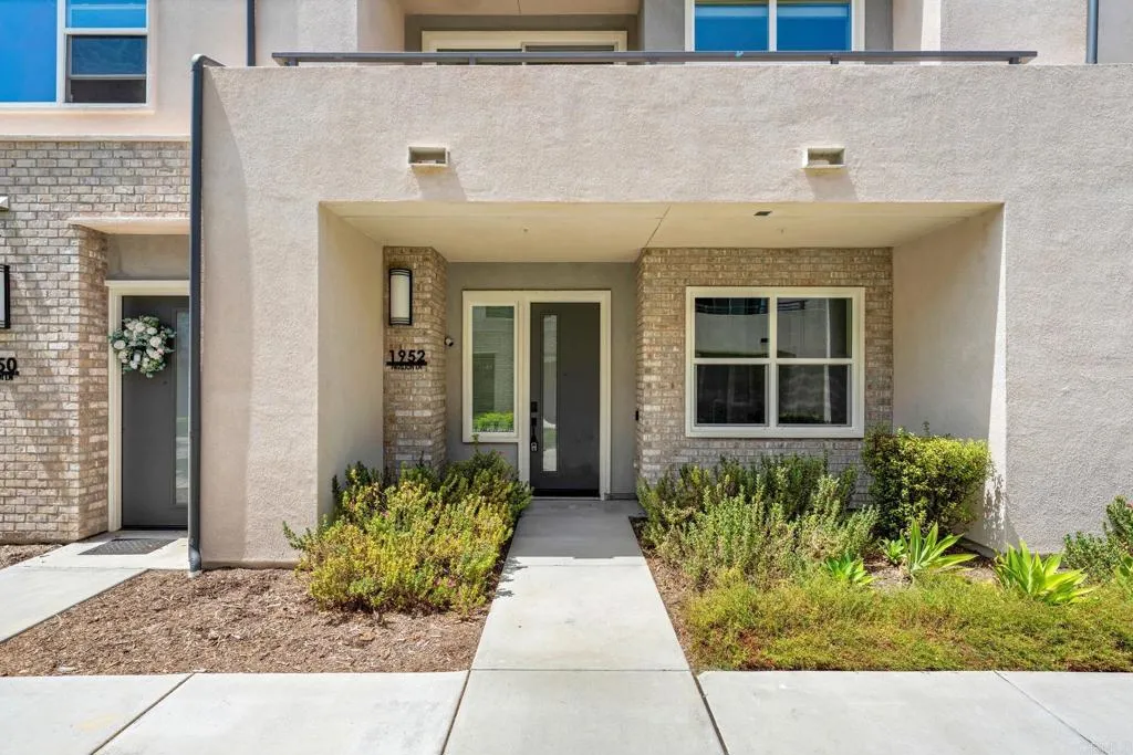 https://cdn.realtyfeed.com/cdn/127/306722486/932d7149ab91078ee7b4032e8c7dfdd4.webp