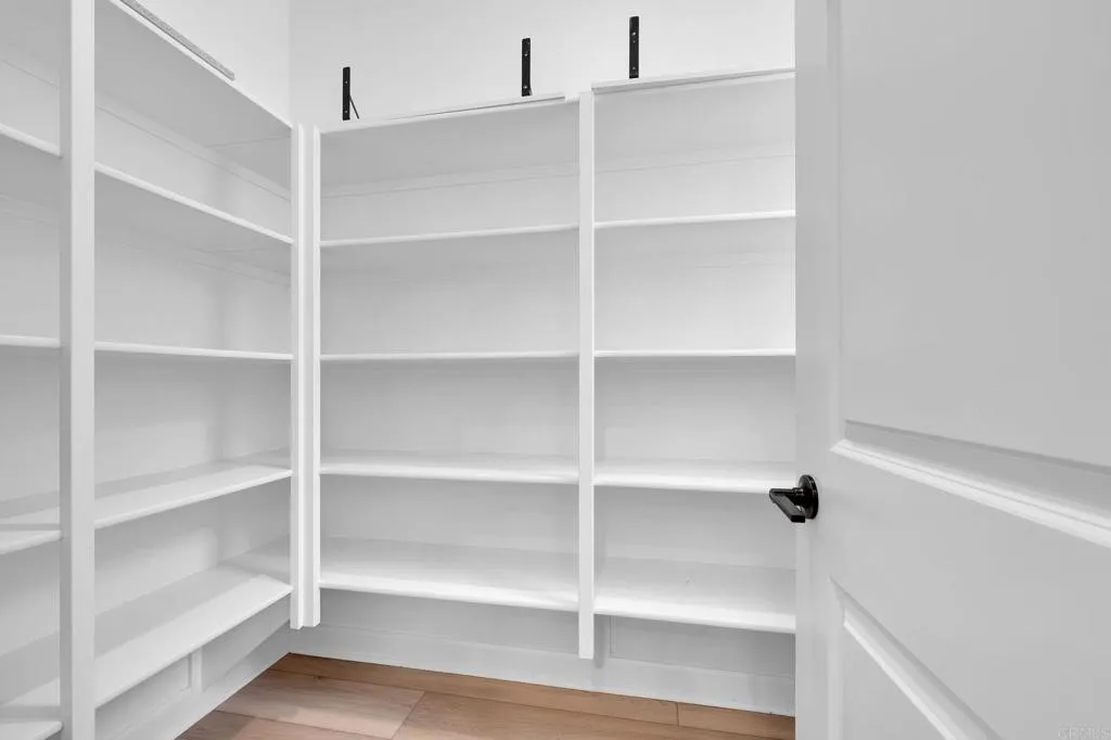 https://cdn.realtyfeed.com/cdn/127/306722486/a080309c71ece5f016718d20659e815d.webp
