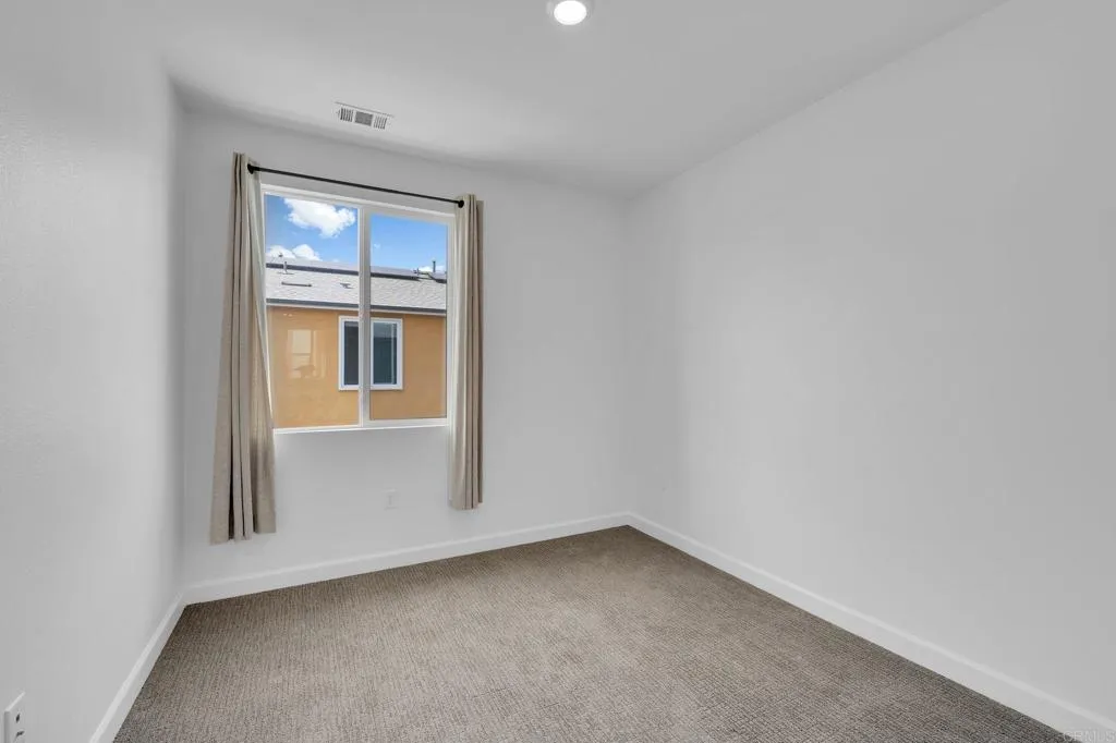 https://cdn.realtyfeed.com/cdn/127/306722486/e73a66194b1a6b95f4186a20b0ca1e6f.webp
