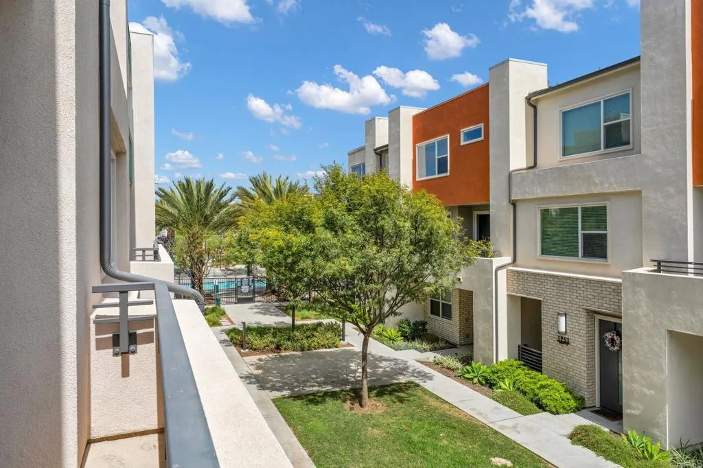 https://cdn.realtyfeed.com/cdn/127/306722486/fb6fe03a7fc9b613f0e8428d88f33f0c.webp