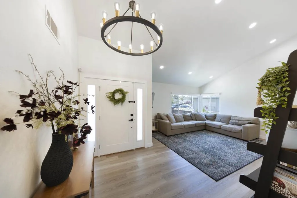 https://cdn.realtyfeed.com/cdn/127/306722496/4727de4a2291711a98f48256b3ca4b8a.webp