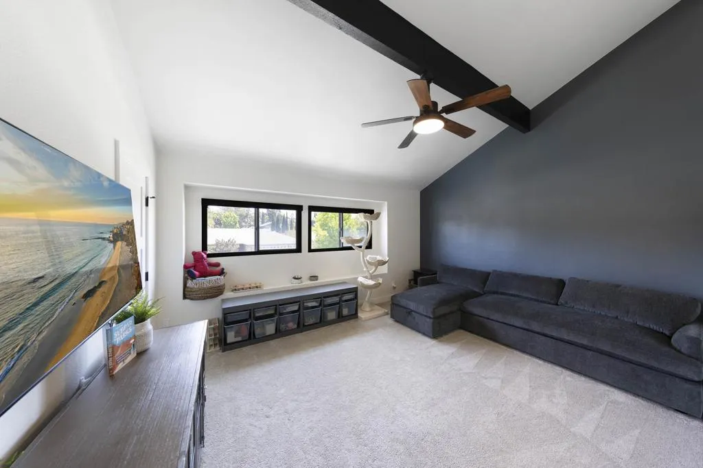 https://cdn.realtyfeed.com/cdn/127/306722496/86430edcab1e9b2b2ba9063e2c27cf60.webp