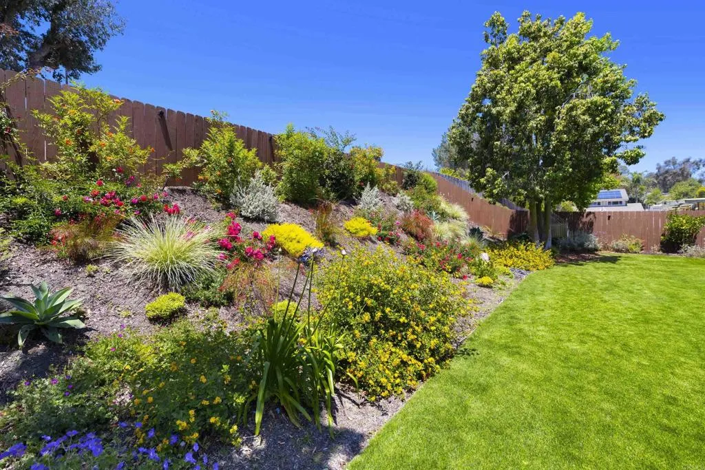 https://cdn.realtyfeed.com/cdn/127/306722496/ddce945353694b7a2b7dd9ae40b7b006.webp