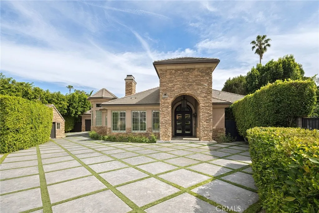 4816 Gloria Avenue, Encino, CA 91436 - Photo 2 of 35, Encino, CA