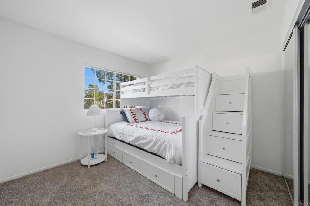 https://cdn.realtyfeed.com/cdn/127/306722548/04e0826b753de72f913a92cf54a6f71d.webp