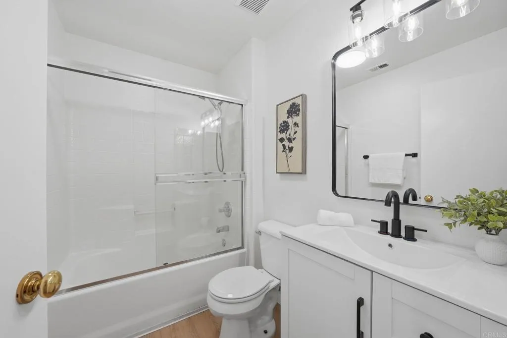 https://cdn.realtyfeed.com/cdn/127/306722548/1cba3585352a1c3b541dfdb955aa7a31.webp