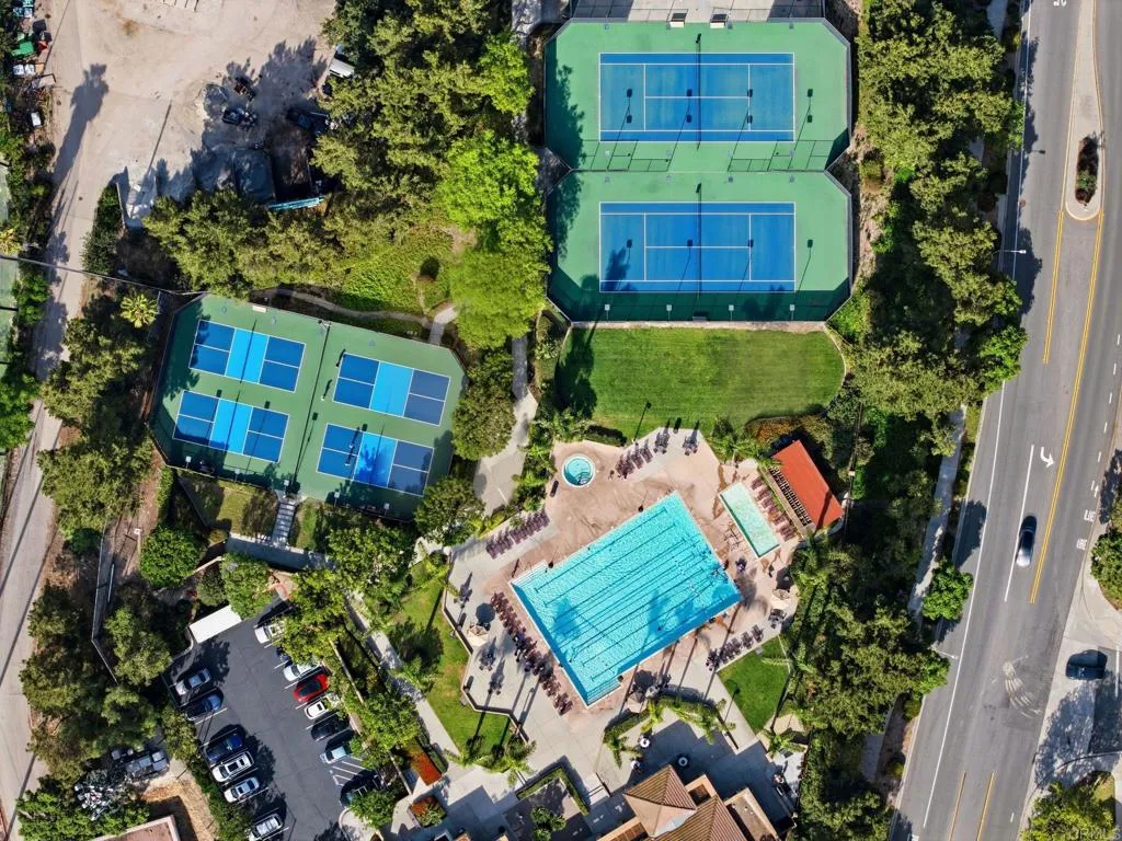 https://cdn.realtyfeed.com/cdn/127/306722548/5210f9b119341e93cc703d7135c5c06d.webp