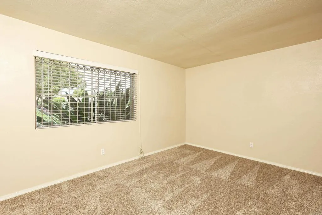 https://cdn.realtyfeed.com/cdn/127/306722593/15303de92cfe9dc6c84dbd291f0d6970.webp