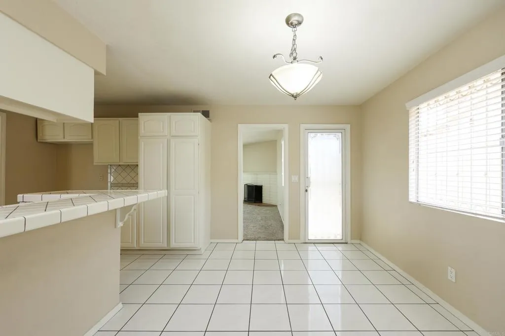 https://cdn.realtyfeed.com/cdn/127/306722593/2e6e8f315c74cc5c869132c21c1bc9c9.webp