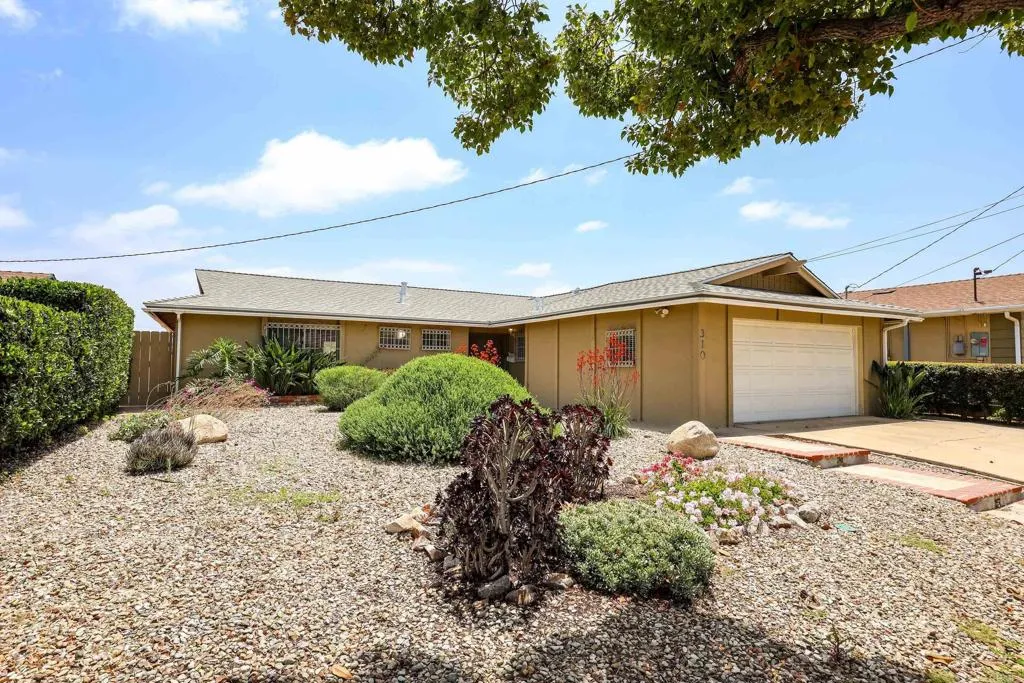 https://cdn.realtyfeed.com/cdn/127/306722593/3ccd2122b52f4ebac128fffba684522c.webp