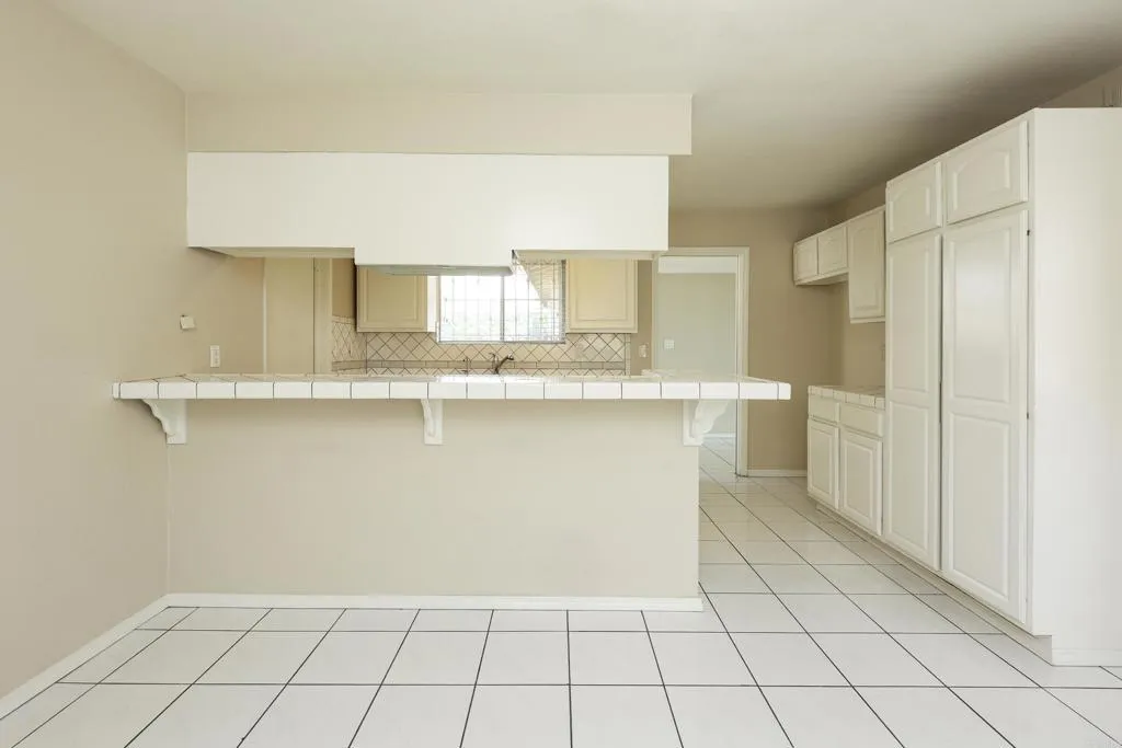 https://cdn.realtyfeed.com/cdn/127/306722593/895441b5bb288b4fe647d75fe4c5b414.webp