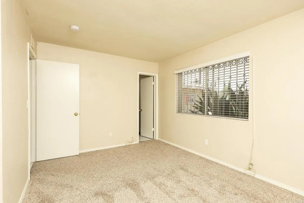 https://cdn.realtyfeed.com/cdn/127/306722593/a698d7eb7b10811e044ea7f4e44b442f.webp