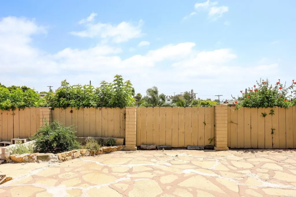https://cdn.realtyfeed.com/cdn/127/306722593/c24ab27d71b6c27bccb8abaf33b69a4a.webp